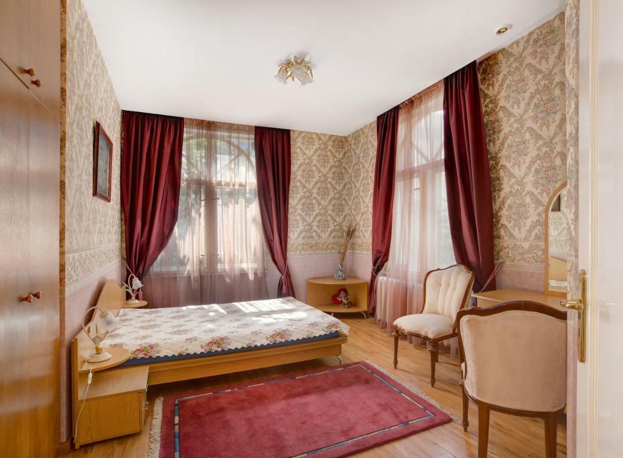 Aristocratic, Elegant, Designer Top Central Apartment Sofia Exterior photo
