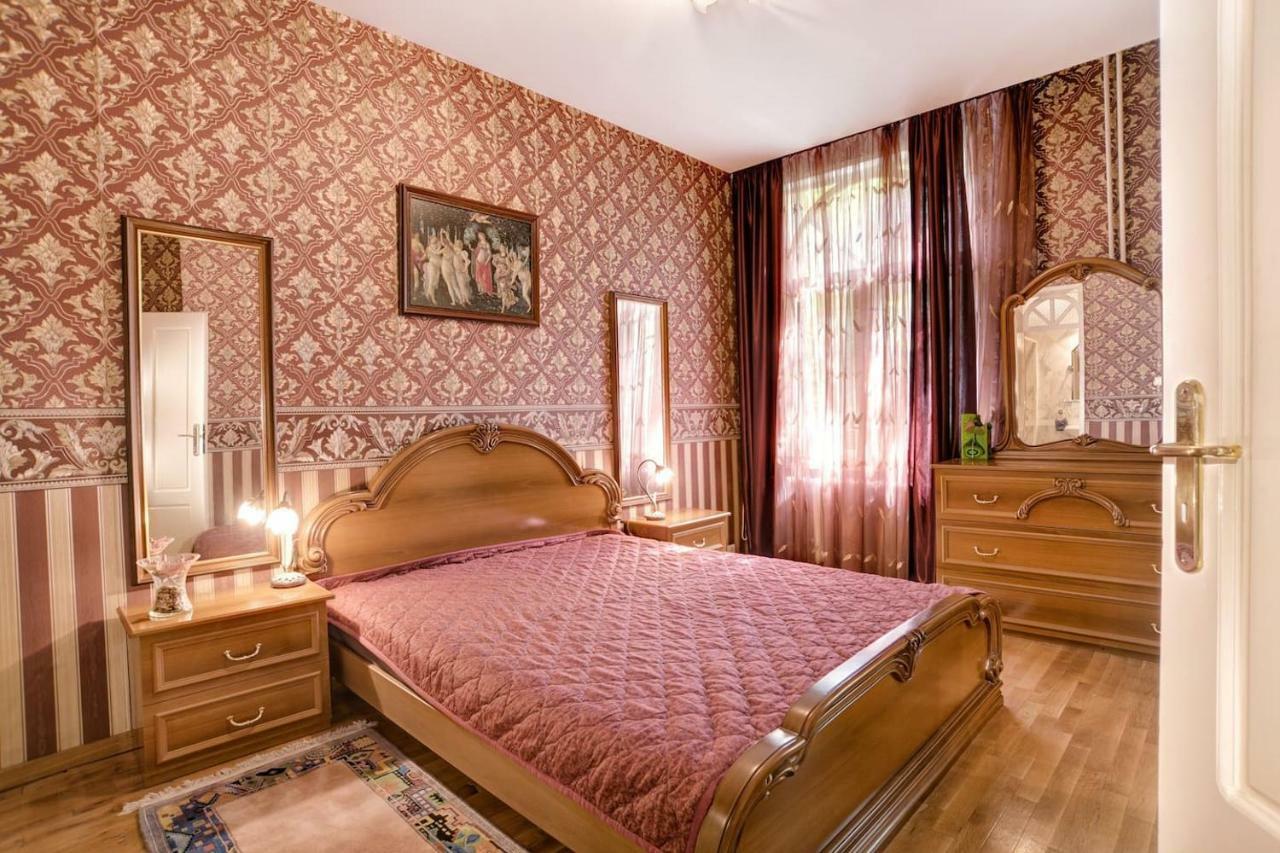 Aristocratic, Elegant, Designer Top Central Apartment Sofia Exterior photo
